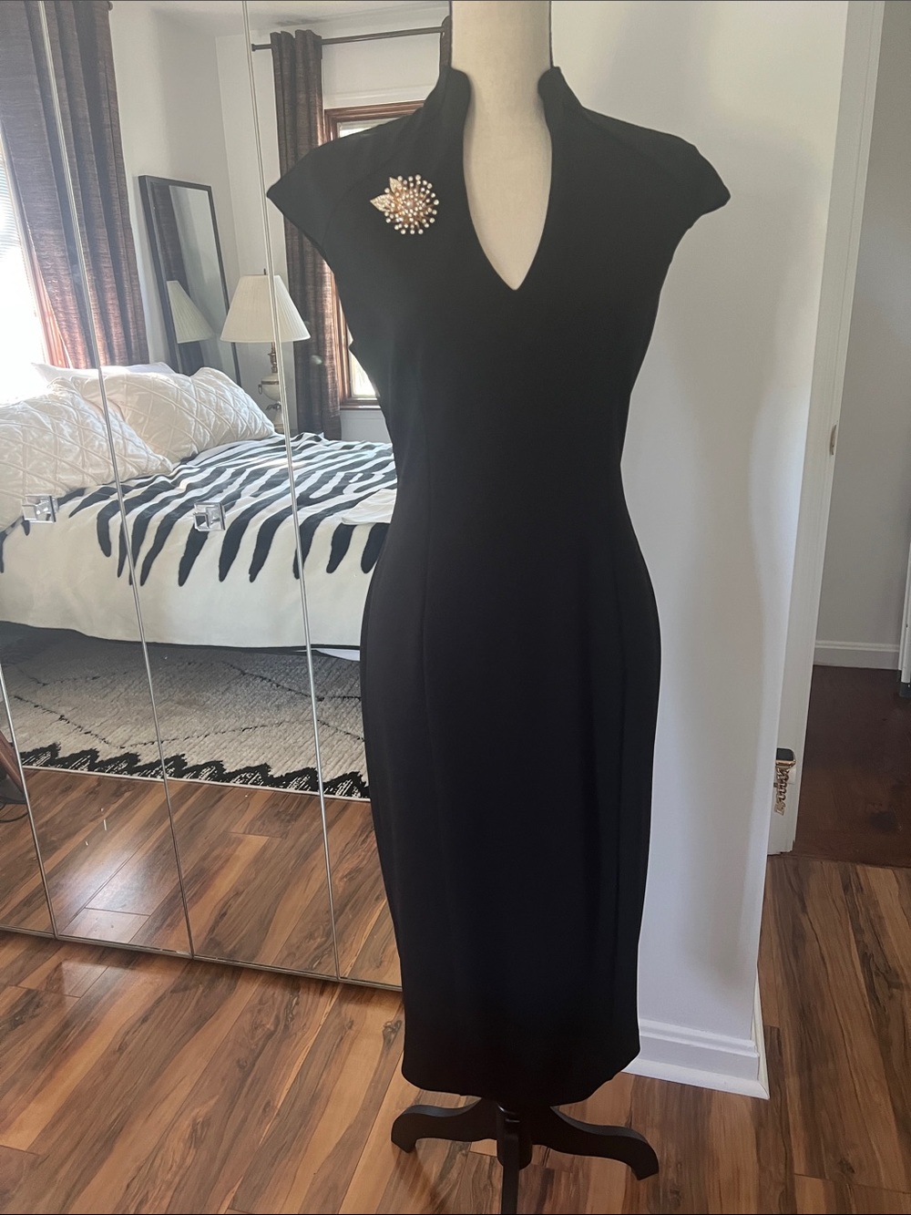 Alexia Admor Black Midi Sheath Dress